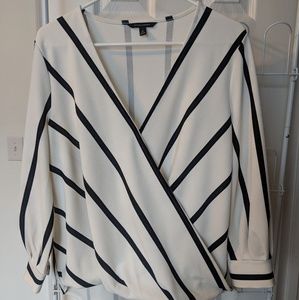 Banana Republic faux wrap top sz M
